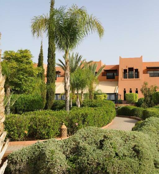اتاق لوکس سه تخته, Kenzi Menara Palace & Resort
