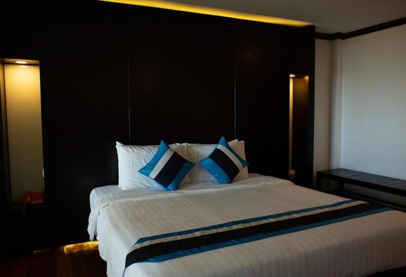 اتاق لوکس با چشم‌انداز استخر, Klong Prao Resort   Sha Extra Plus
