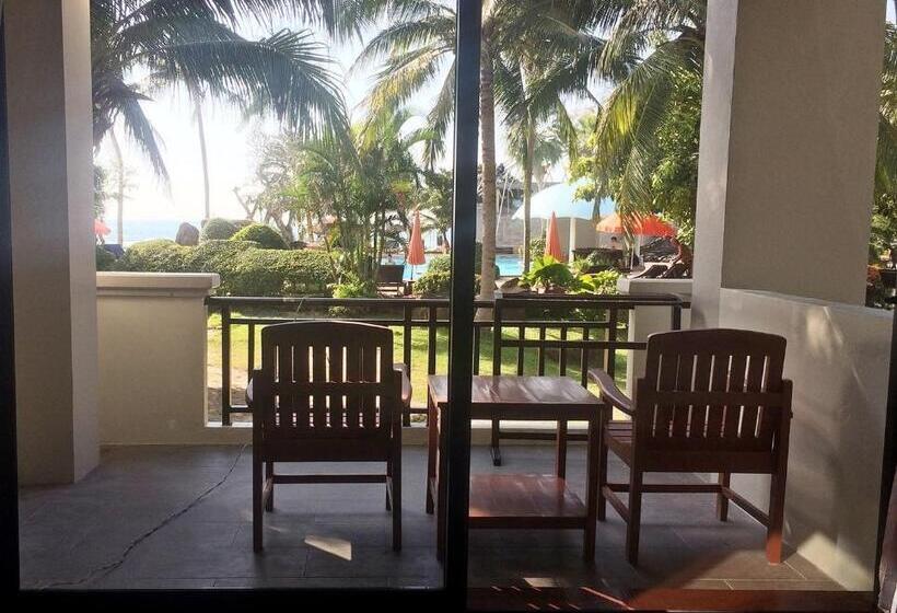 اتاق لوکس با چشم‌انداز استخر, Klong Prao Resort   Sha Extra Plus