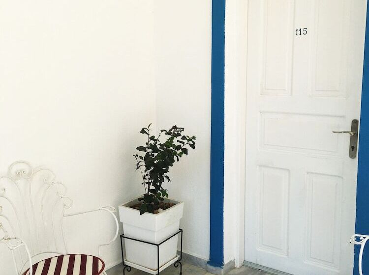 اتاق استاندارد سه نفره, Lodos
