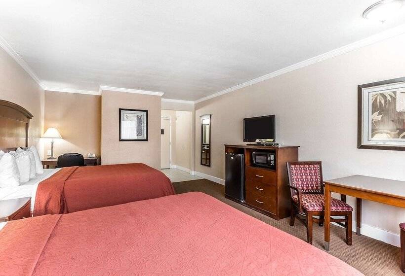 스탠다드 룸 더블 침대 2개, Quality Inn Near Hearst Castle