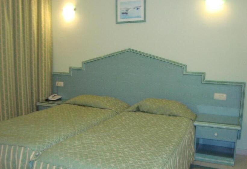 اتاق استاندارد یک نفره, Royal Beach