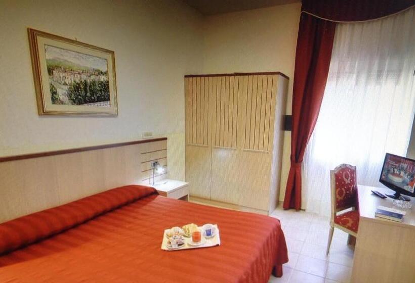اتاق استاندارد چهار تخته, Serena