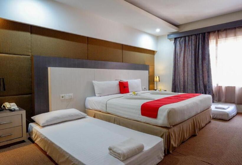 اتاق خانوادگی, Reddoorz Plus Near Hotel Benua Kendari