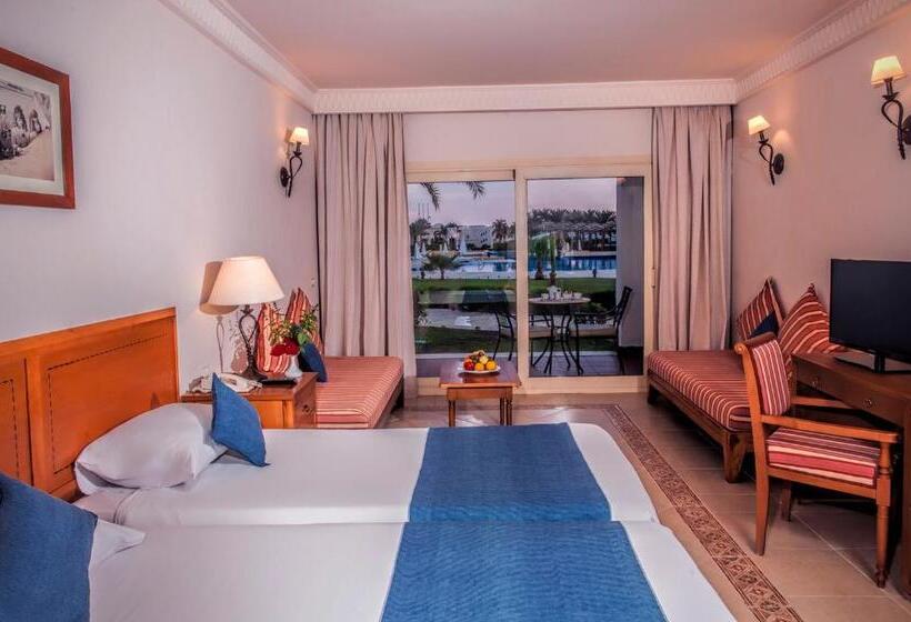 اتاق یک تخته با چشم‌انداز باغ, Continental Plaza Beach Resort