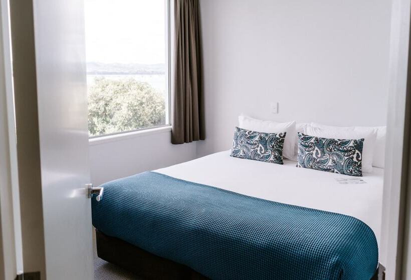 1 Bedroom Penthouse Apartment, Trinity Wharf Tauranga
