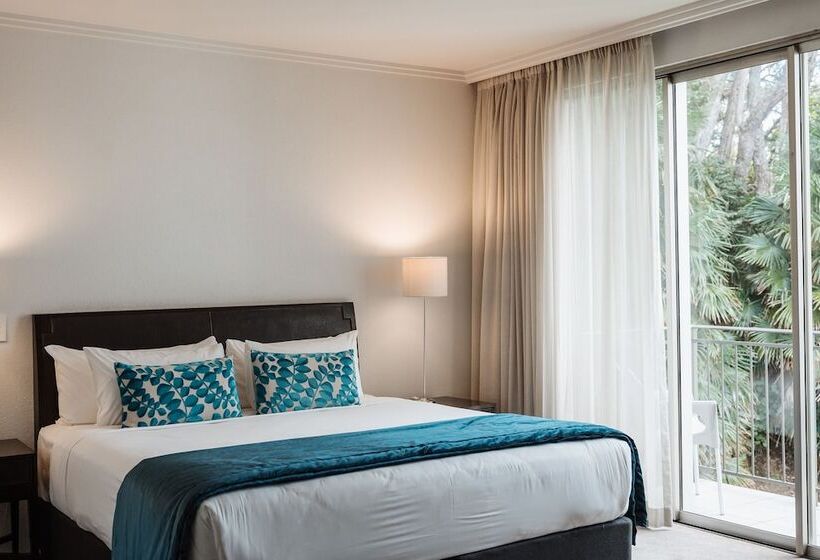 اتاق سوپریور با چشم‌انداز جانبی دریا, Trinity Wharf Tauranga