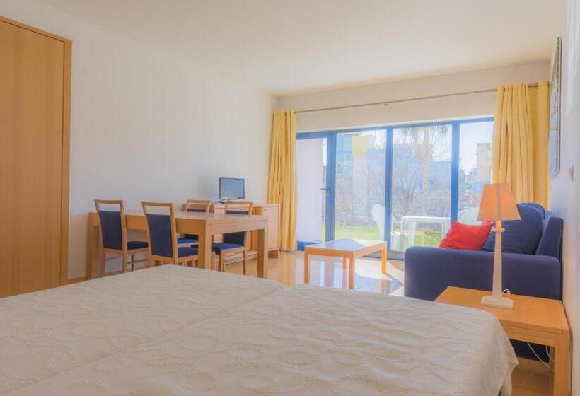 スタンダードスタジオ, Apartamentos Da Orada by Garvetur