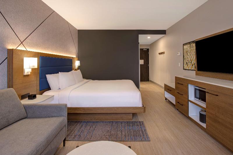 Стандартный Номер Кровать Кинг, Hampton Inn By Hilton Montreal Downtown