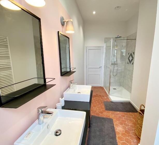 Номер Deluxe Кровать Кинг, Domaine Les Mûriers