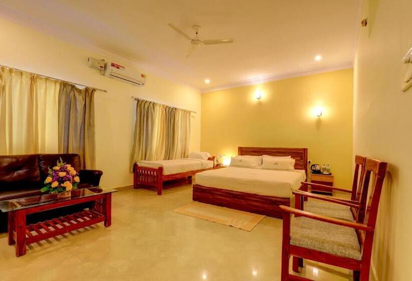 سوییت, Ezzenza Royal Garden Brindavan Resort