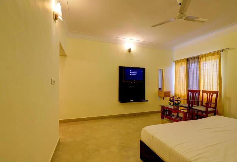 سوییت, Ezzenza Royal Garden Brindavan Resort