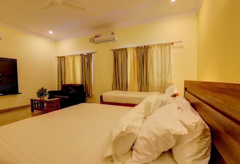 اتاق لوکس, Ezzenza Royal Garden Brindavan Resort