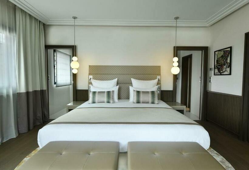 سوئیت اجرایی با تخت کینگ, Mövenpick Hotel Abidjan