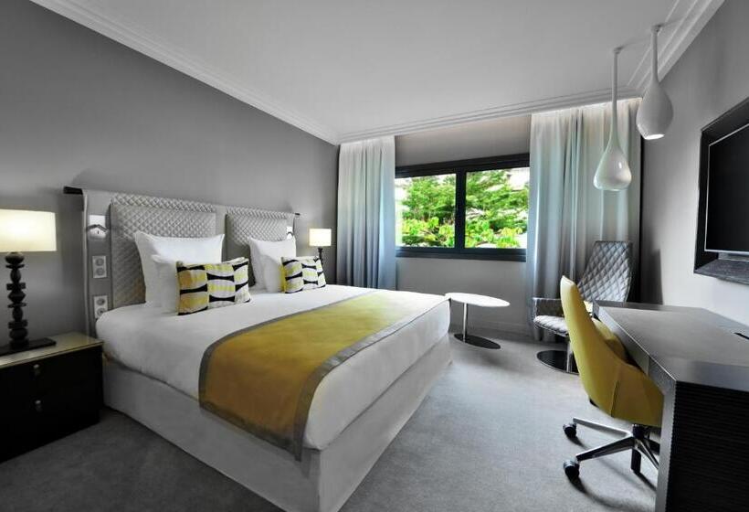 اتاق سوپریور برای معلولان, Mövenpick Hotel Abidjan