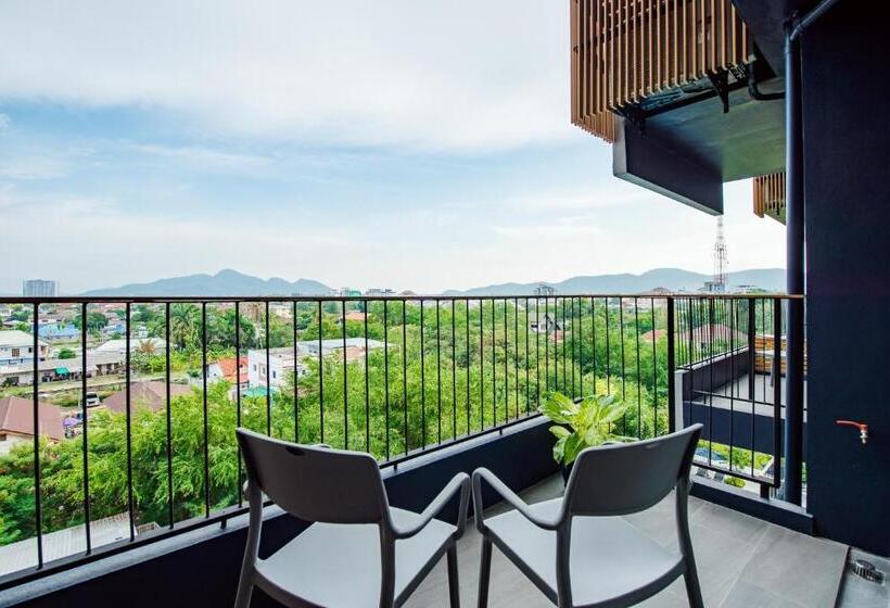 استودیوی لوکس, Seamira House Huahin   Sha