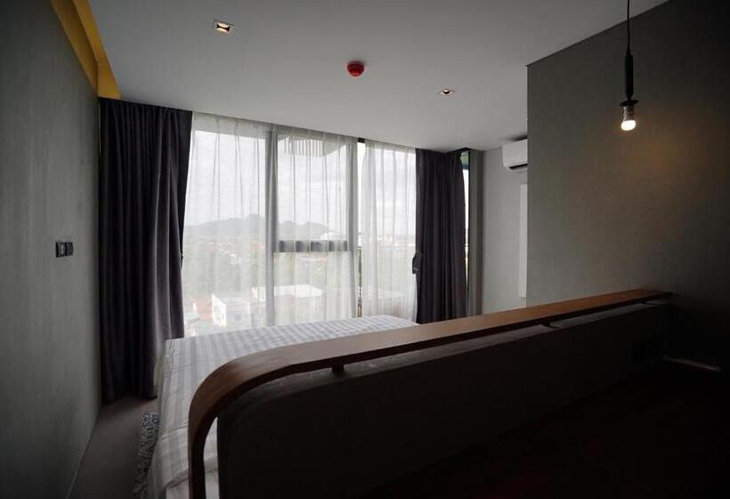 سوییت جونیور, Seamira House Huahin   Sha