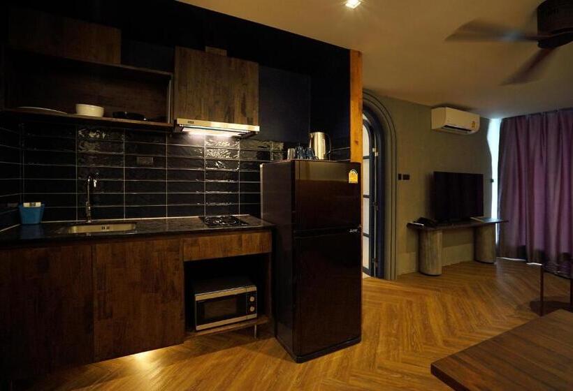سوییت جونیور, Seamira House Huahin   Sha
