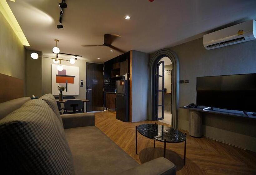 سوییت جونیور, Seamira House Huahin   Sha