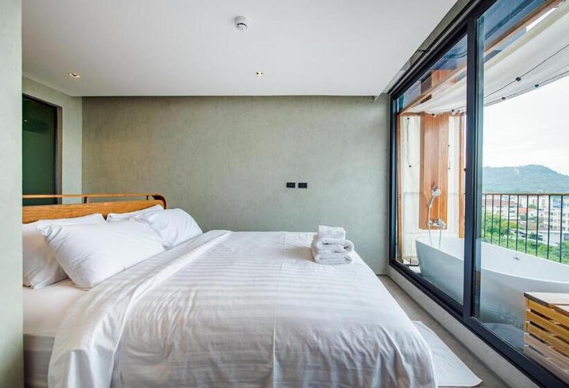 سوئیت پریمیوم, Seamira House Huahin   Sha