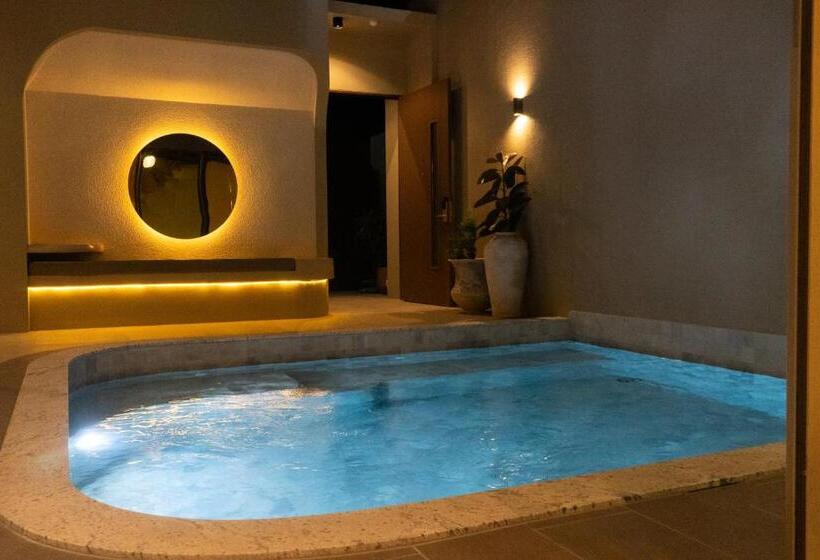 ویلای 2 خوابه, Seamira House Huahin   Sha