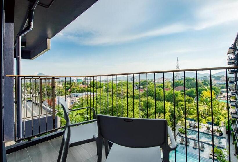 استودیوی استاندارد, Seamira House Huahin   Sha
