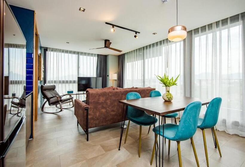 سوییت خانوادگی, Seamira House Huahin   Sha
