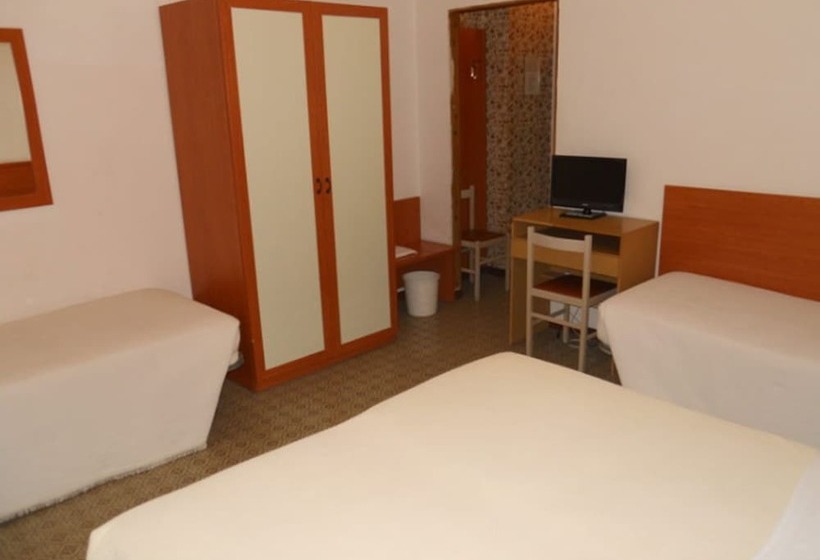 اتاق استاندارد سه نفره, Albergo Italia