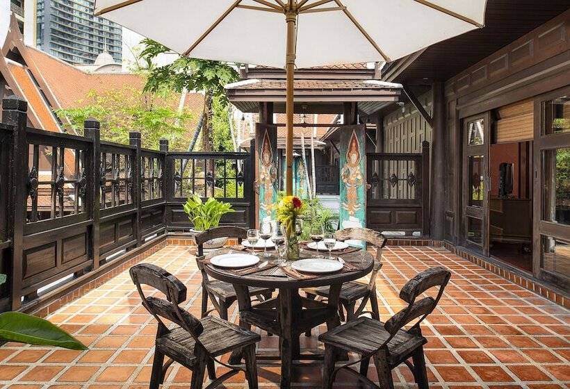 ویلای 3 خوابه, The Davis Bangkok