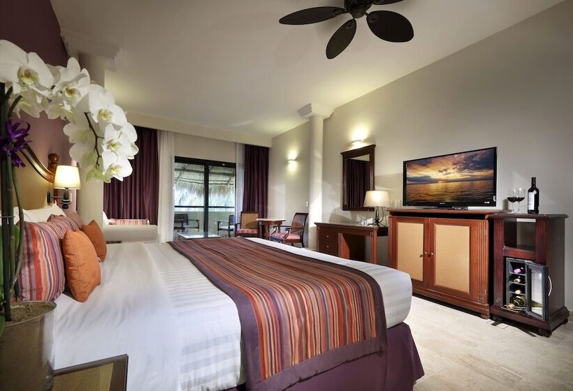 سوئیت جونیور خانوادگی, Family Selection at Grand Palladium Vallarta Resort & Spa - All Inclusive