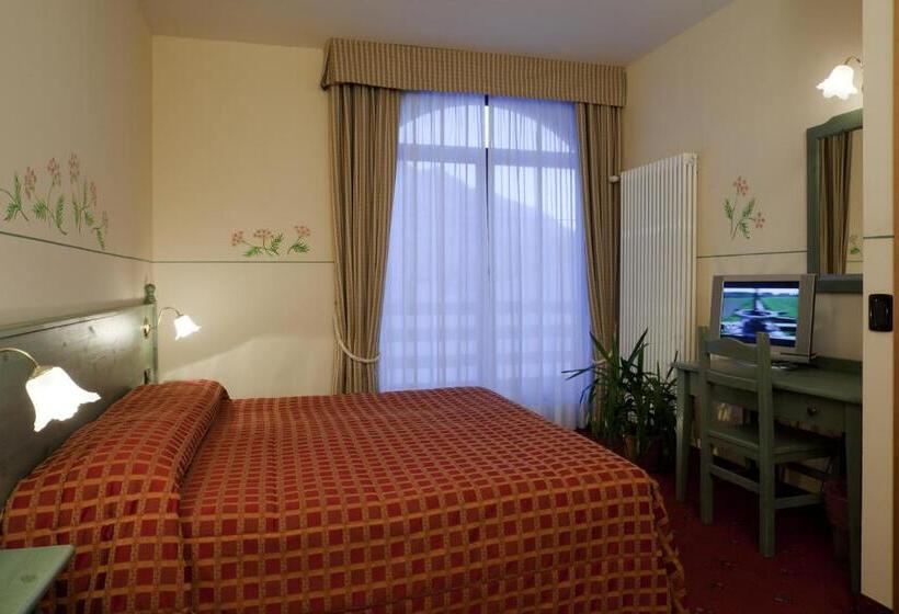 غرفة قياسية فردية, Locanda Locatori