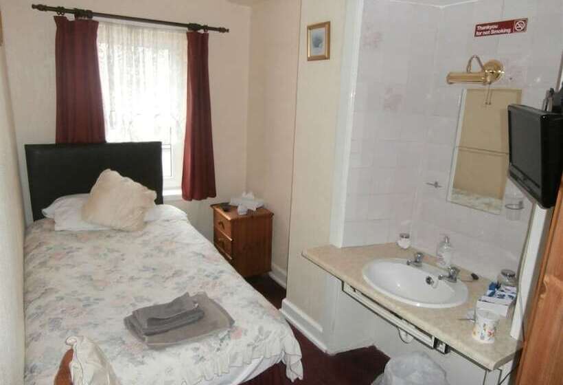 Номер Стандарт Индивидуальный Совместная Ванная, Monorene Guest House