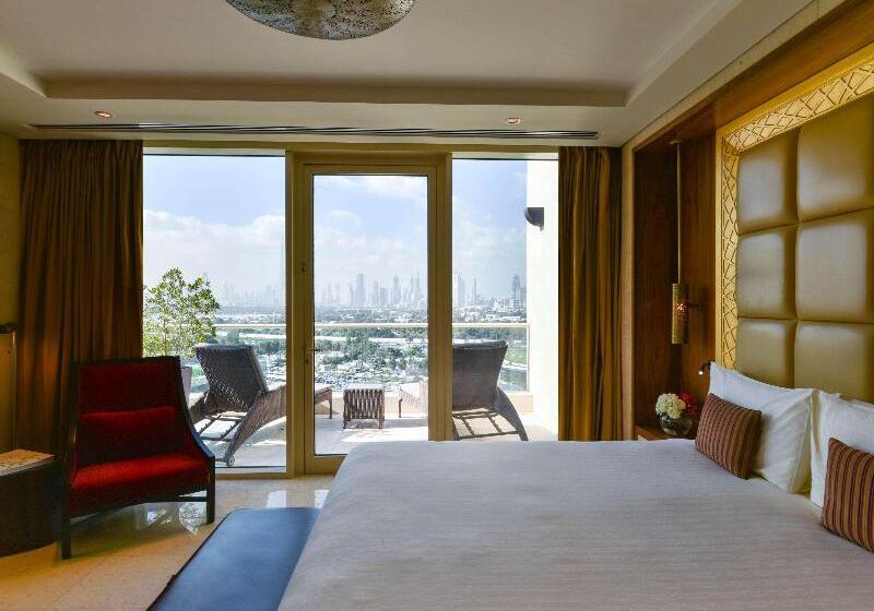 Люкс, Raffles Dubai