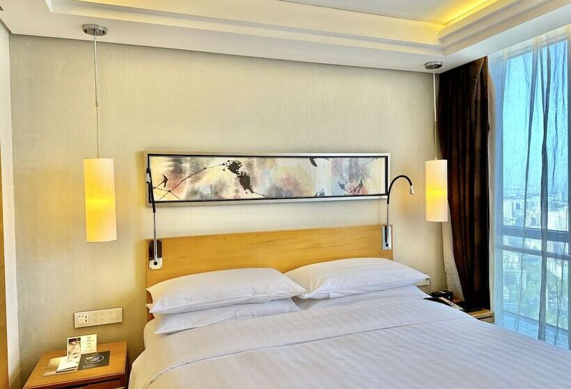 小型套房, Swissotel Foshan, Guangdong