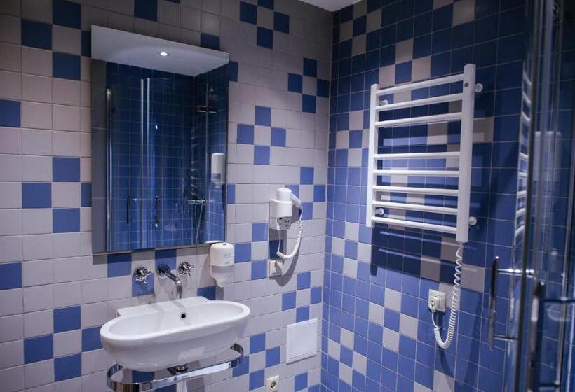 Апартаменты 2 Спальни, трипільське сонце