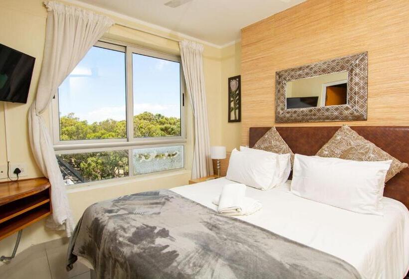 Семейный Номер Economy, False Bay Inn