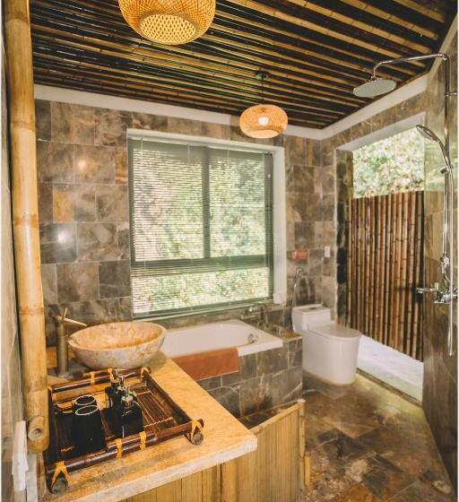 اتاق استاندارد سه نفره, Trang An Ecolodge