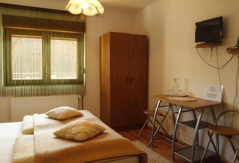اتاق استاندارد, House Drakulić