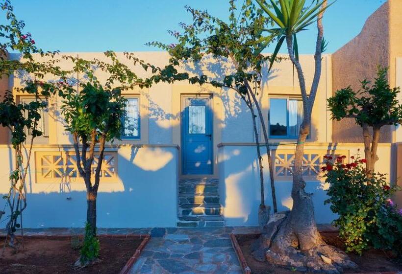Студия Стандарт, Golden Bay Hotel Apartments