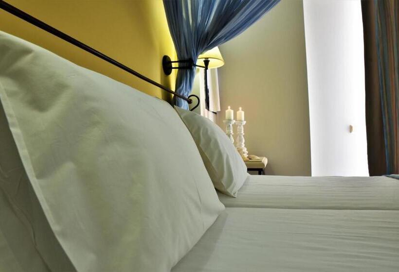 Студия Superior, Golden Bay Hotel Apartments