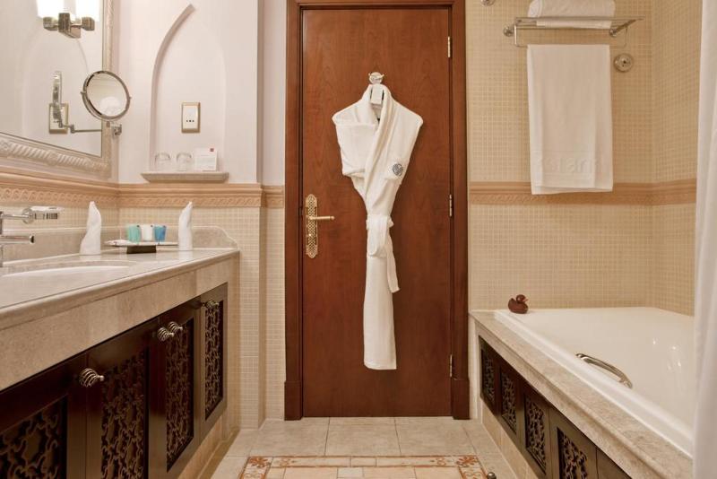 Апартаменты Deluxe 2 Спальни, Arjaan By Rotana   Dubai Media City