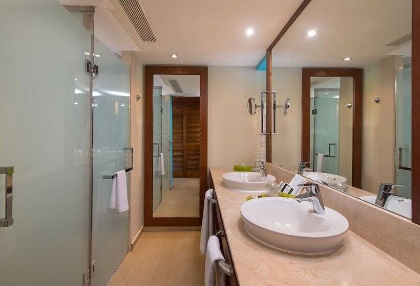 اتاق خانوادگی, Barcelo Bavaro Palace All Inclusive
