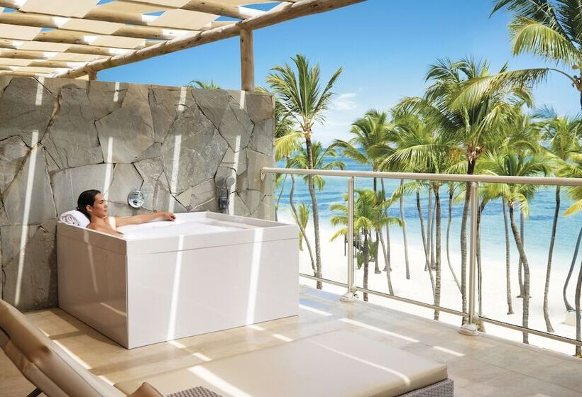 سوئیت جونیور پریمیوم با چشم‌انداز دریا, Barcelo Bavaro Palace All Inclusive