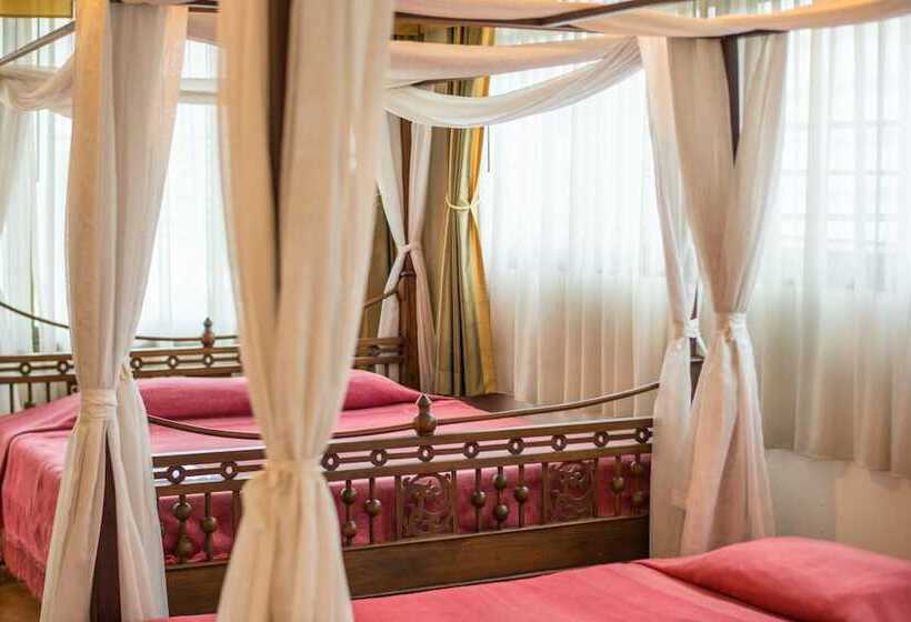 اتاق لوکس, The Best Bangkok House
