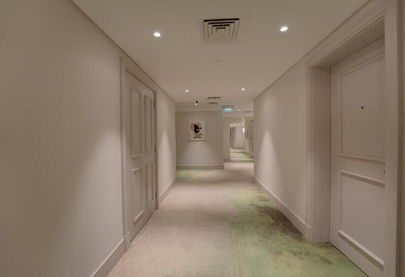 Номер Superior Кровать Кинг, Millennium Lakeview