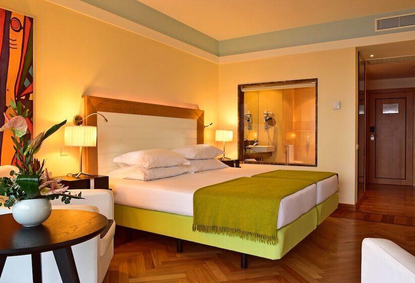 Номер Superior Вид на Море, Pestana Promenade Ocean Resort