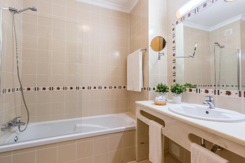 Студия Стандарт, Luna Solaqua