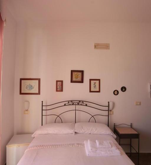 Номер Стандарт с Балконом, B&b Nonna Maria