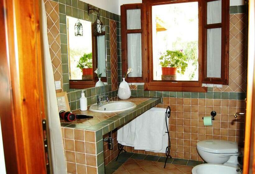 اتاق سوپریور, Agriturismo L Aglientu B&b