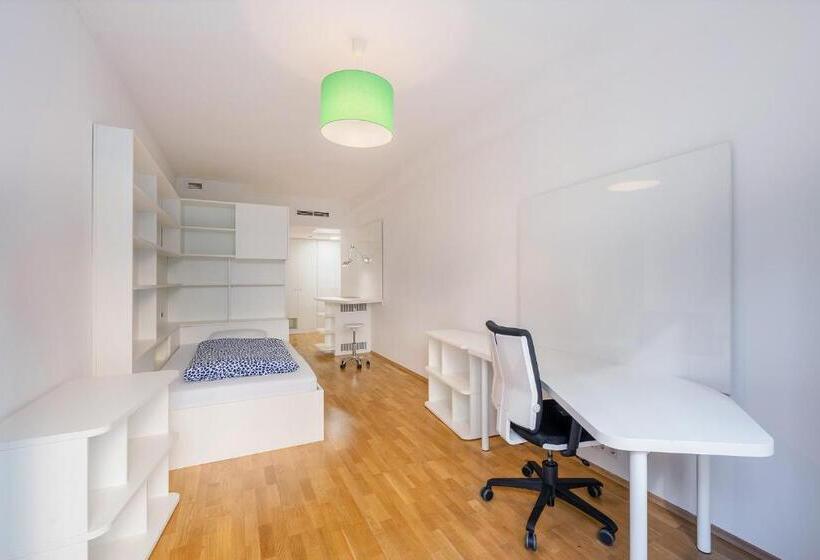 이코노미 싱글 룸, Dean S Home Budapest